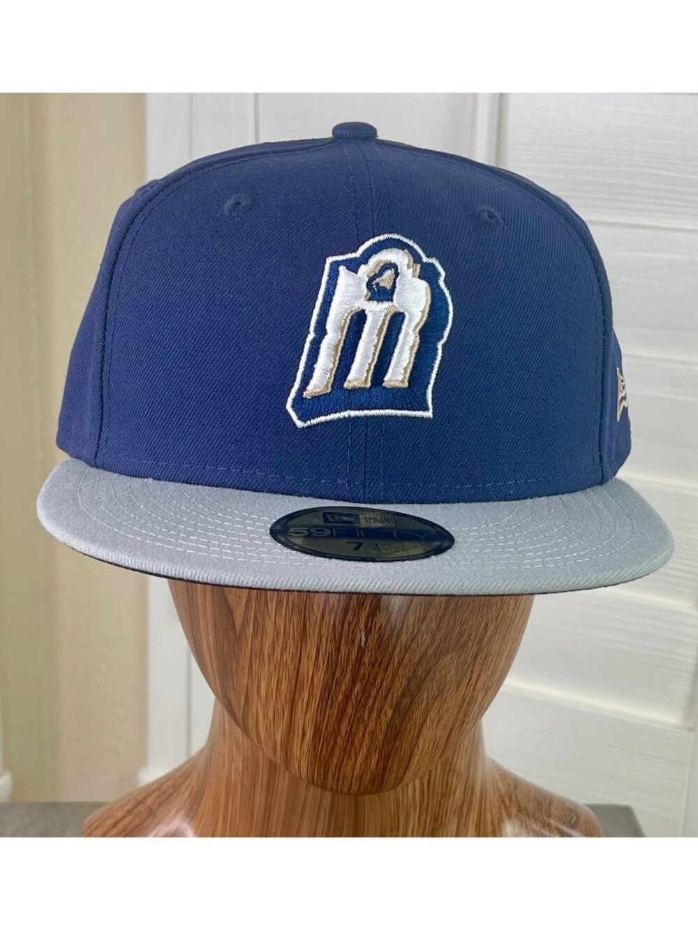 New Era 59Fifty MiLB San Antonio Missions Navy/Gray Fitted Hat Size 7 1/4 - NWT